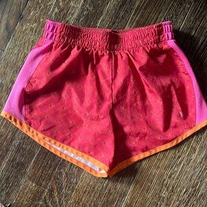 DANSKIN kids athletic shorts M